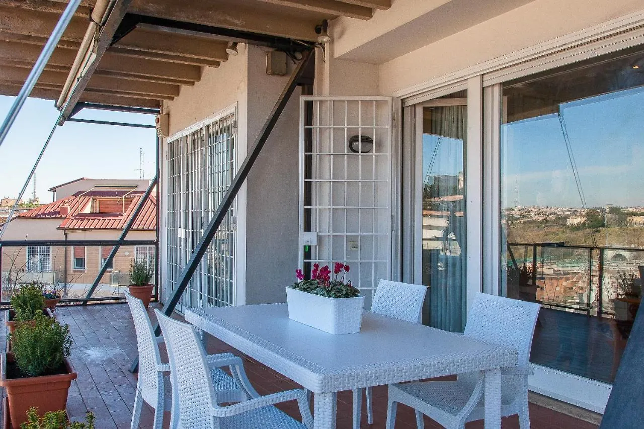 Aurelia Montana Luxury By Rental In Rome 0*,